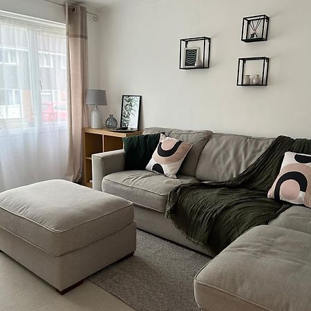 Stylish 3 Bed House Hitchin Villa Bagian luar foto