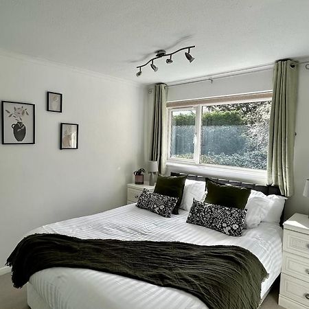 Stylish 3 Bed House Hitchin Villa Bagian luar foto